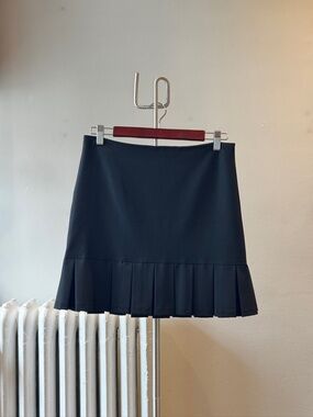 Club Monaco Pleated Skirt